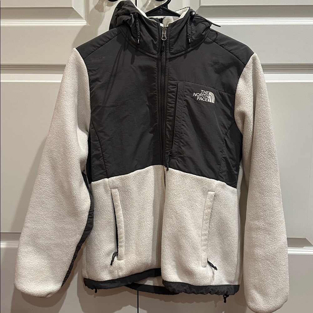 The North Face Denali Fleece Womens Jacket Medium Hiking Outdoor With Hood